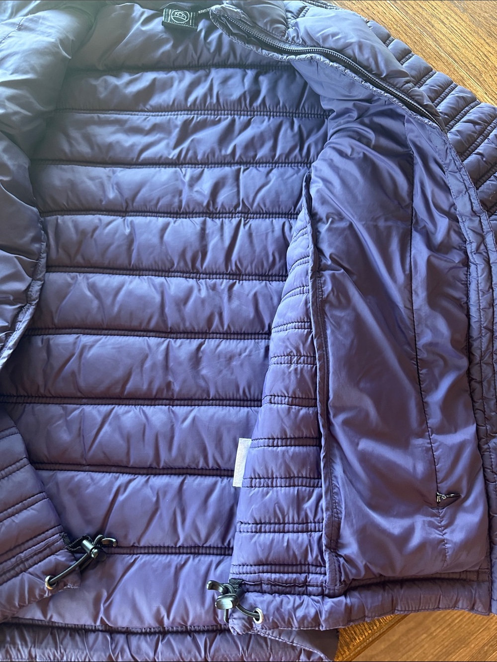 Stormtech winter jacket - Picture 7 of 7